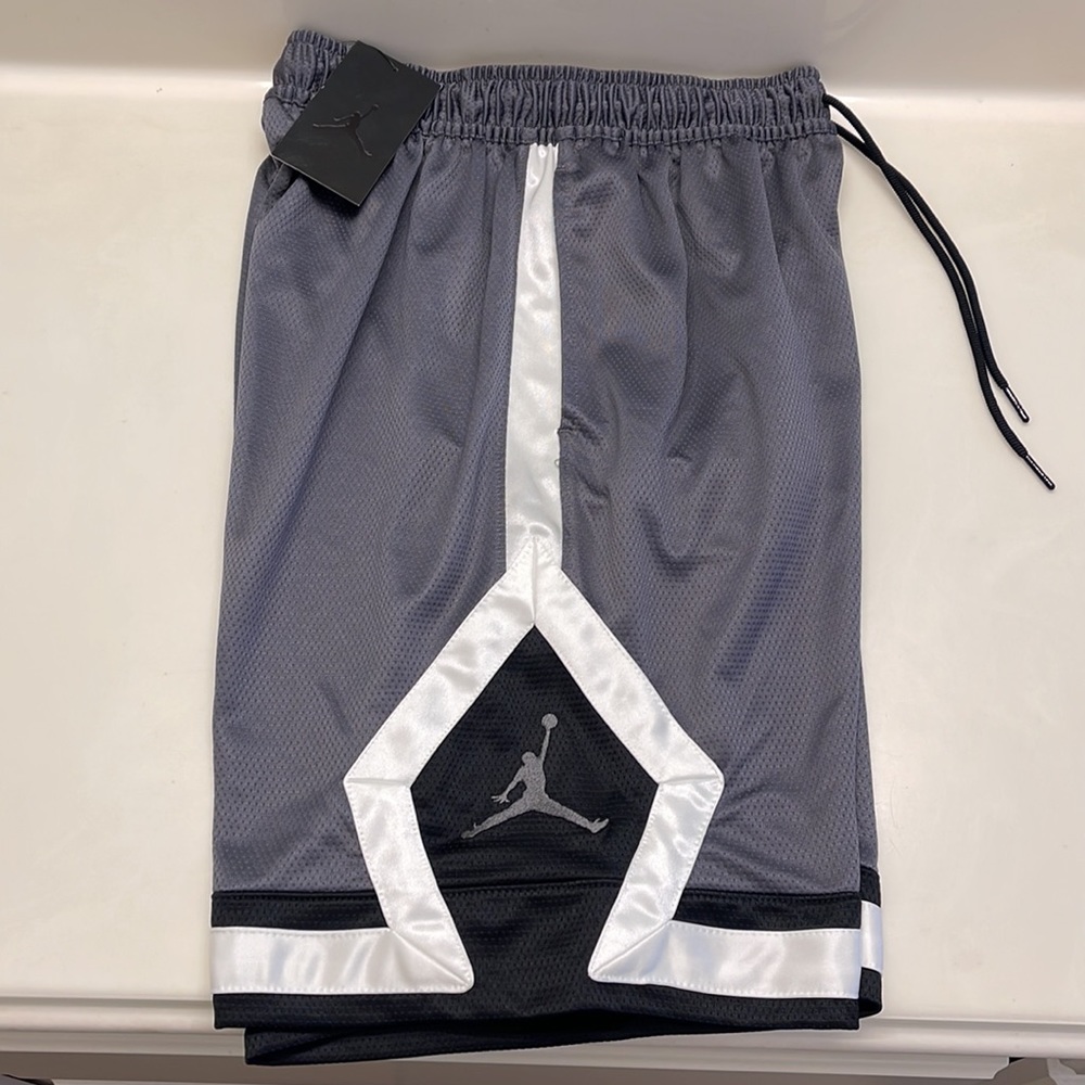 Jordan Men’s Shorts - Picture 4 of 14